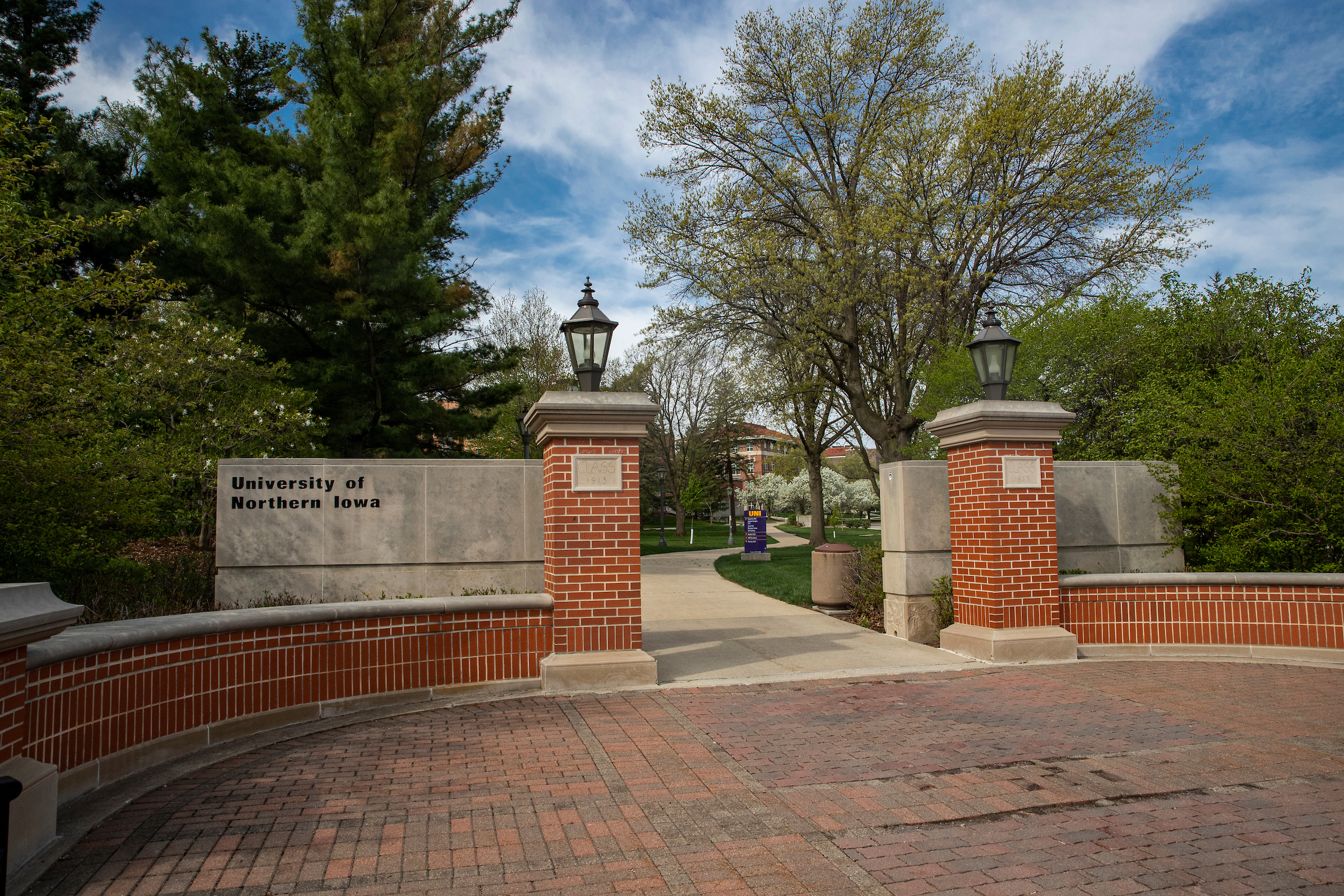 University of Northern Iowa campus - campus entrance